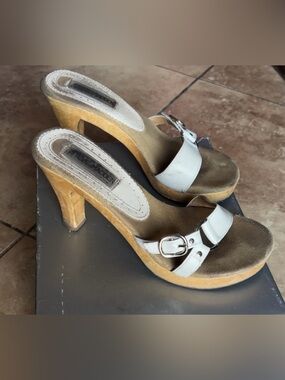 Steve Madden | White Leather Buckle Heeled Mules Sandals Flip Flops Women’s